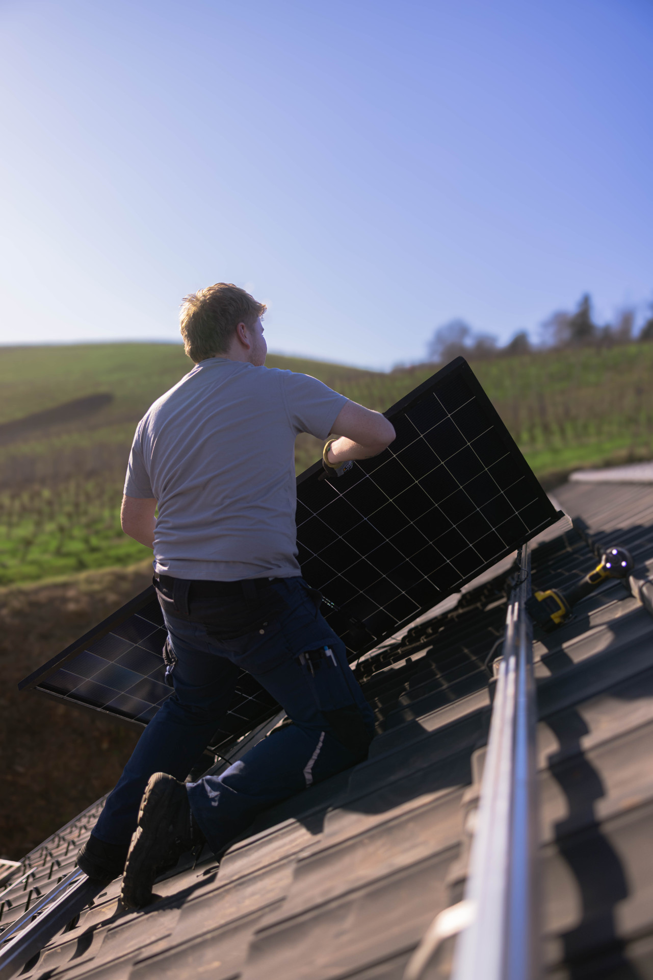 PV_Installation_Mitarbeiter EWM