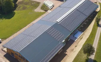 PV-Anlage auf dem Dach des Ziegenhofs © Michael Bode