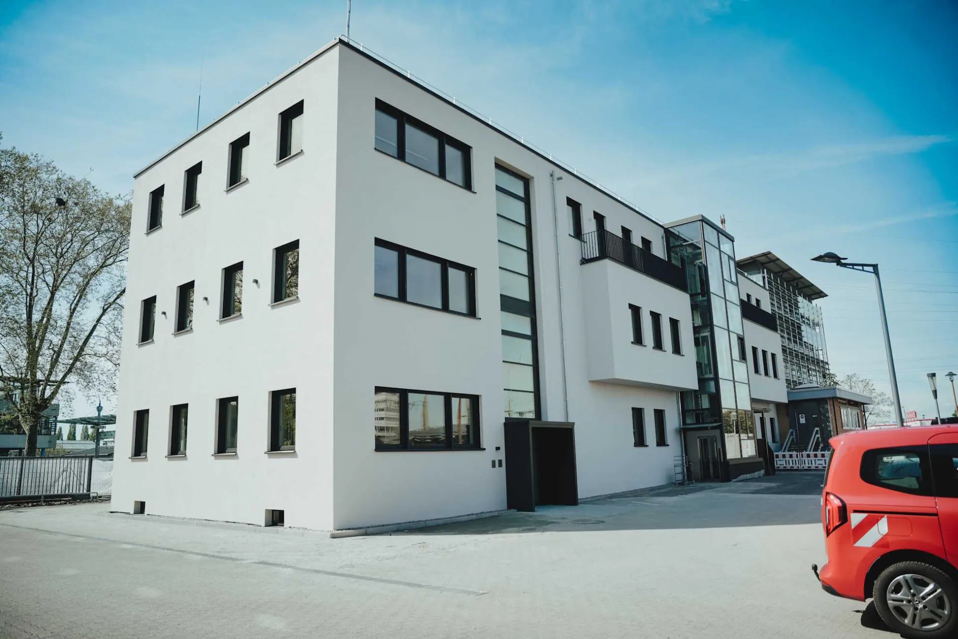 Verwaltungs- und Ausbildungsgebäude SchaltWerk E-Werk Mittelbaden